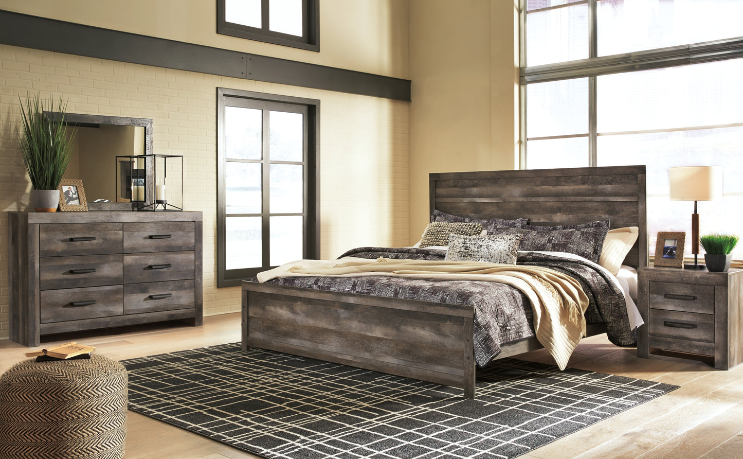 Wynnlow King Panel Bed with Mirrored Dresser Milwaukee Furniture of Chicago - Furniture Store in Chicago Serving Humbolt Park, Roscoe Village, Avondale, & Homan Square