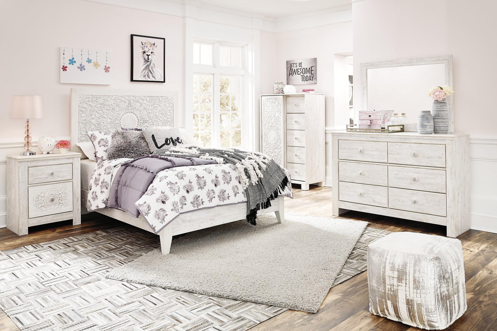 Paxberry Queen Panel Bed with Dresser Milwaukee Furniture of Chicago - Furniture Store in Chicago Serving Humbolt Park, Roscoe Village, Avondale, & Homan Square